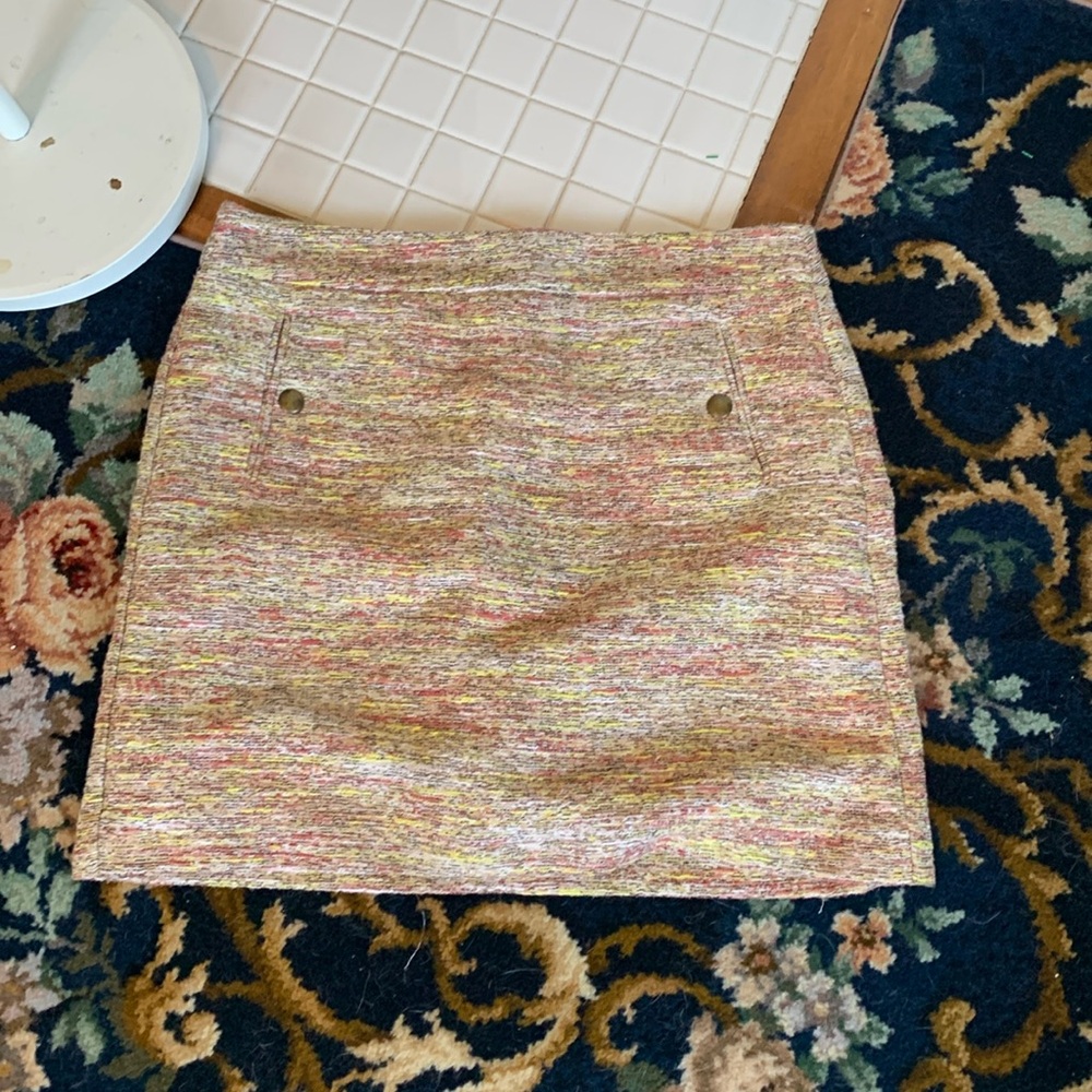 Ann Taylor Loft‎ tweed mini. Fully lined. Worn twice.